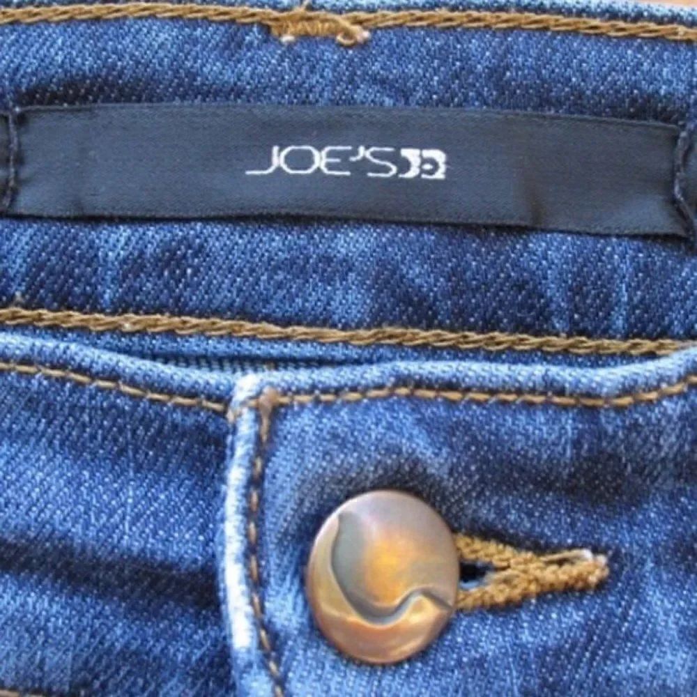 Blue Mid Rise Cropped Jeans - Picture 6 of 7
